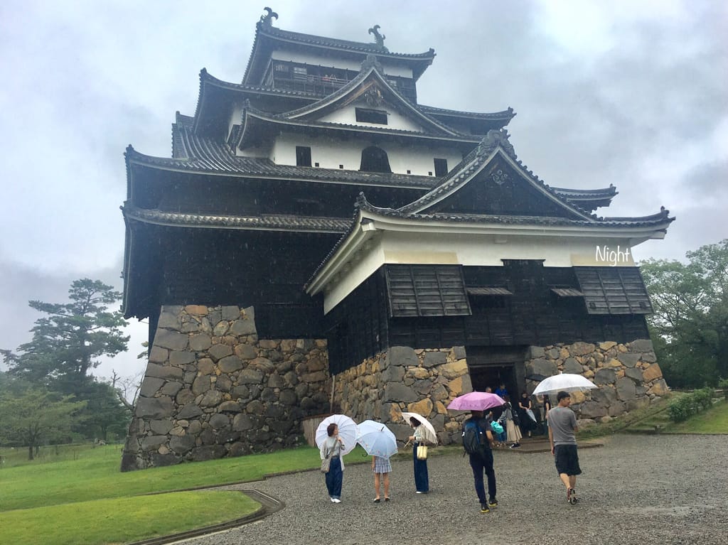 (日本-松江)島根。松江市一日旅精華景點規劃(松江城、小泉八雲、皆美館、八重垣神社、宍道湖夕日遊覽船)
