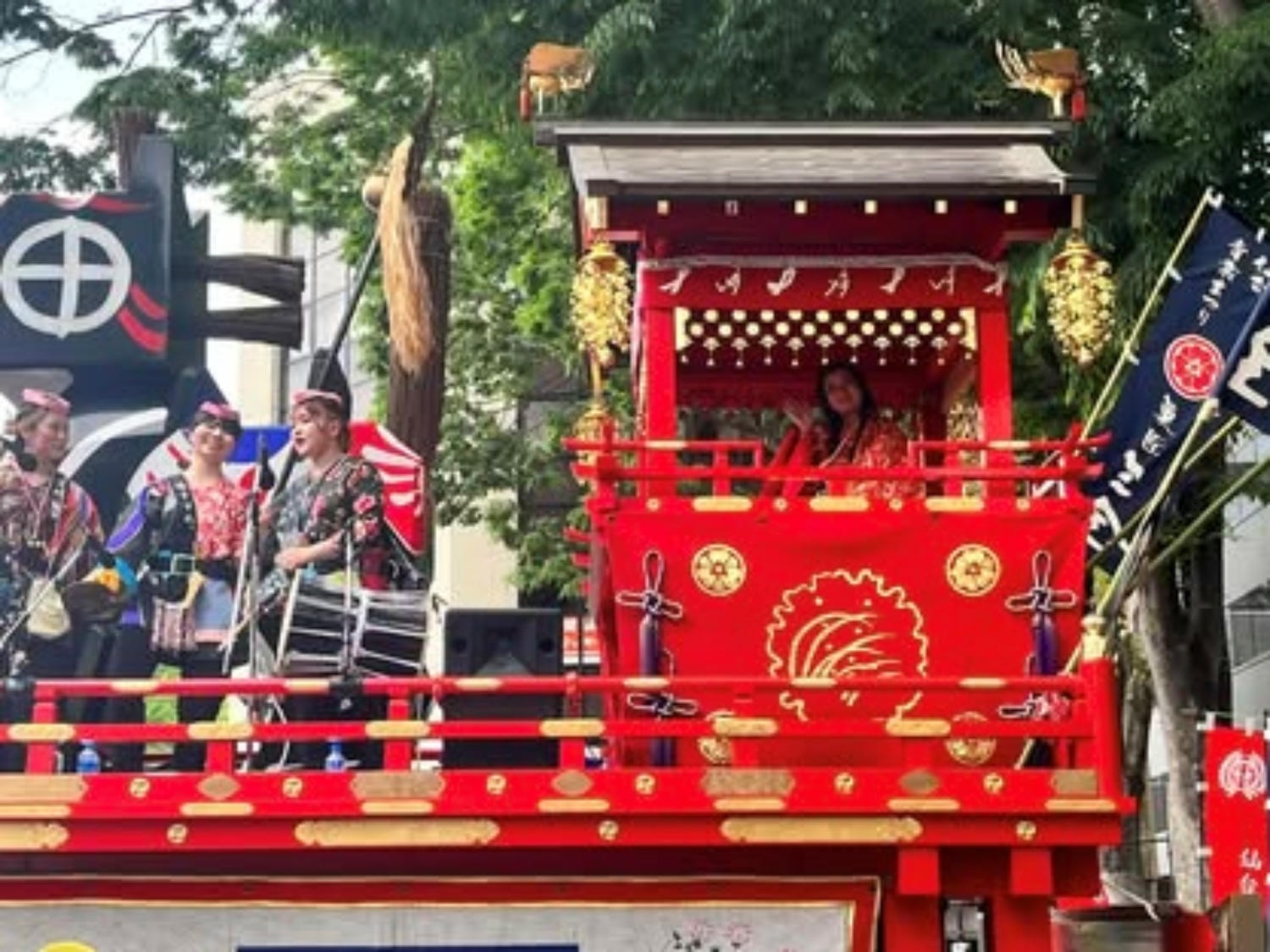 (日本-仙台)一生必看一次的仙台靈魂！「青葉祭」震撼直擊：穿梭百年的雀舞巡遊，感受伊達政宗的武士精神。日本必遊景點推薦/日本祭典行程/仙台旅遊推薦/日本東北旅遊推薦/文化之旅