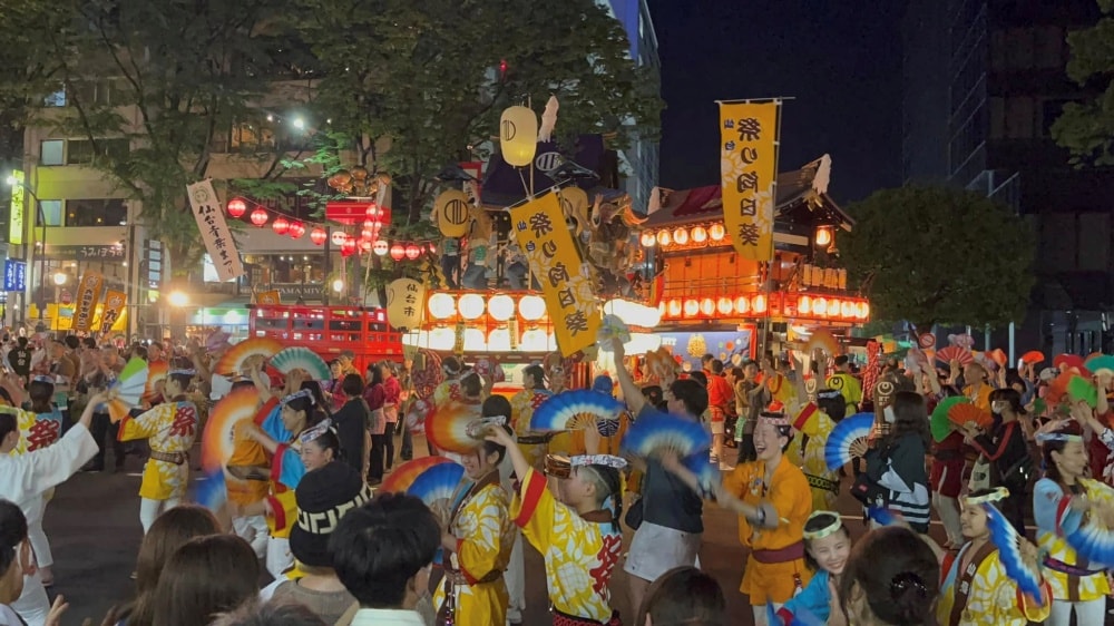 (日本-仙台)一生必看一次的仙台靈魂！「青葉祭」震撼直擊：穿梭百年的雀舞巡遊，感受伊達政宗的武士精神。日本必遊景點推薦/日本祭典行程/仙台旅遊推薦/日本東北旅遊推薦/文化之旅