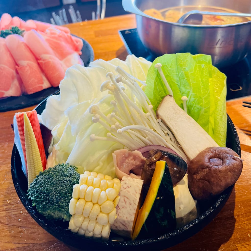 (台灣-新竹)新竹竹北必吃火鍋『穗鍋物』炙燒松阪豬/雪花牛在