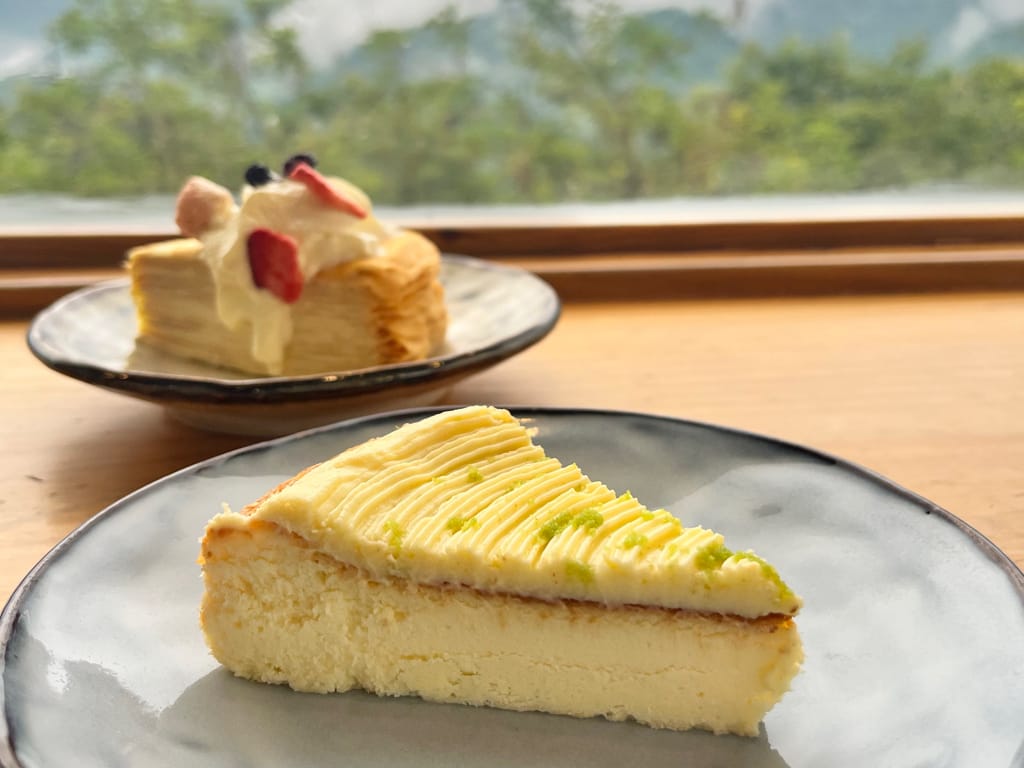 新竹景點 | 日木花園Gao Garden:坐擁 270 度夢幻雲海!超美藍白玻璃屋,彷彿漫步在雲端 - 第8張圖 新竹景點 | 日木花園Gao Garden:坐擁 270 度夢幻雲海!超美藍白玻璃屋,彷彿漫步在雲端