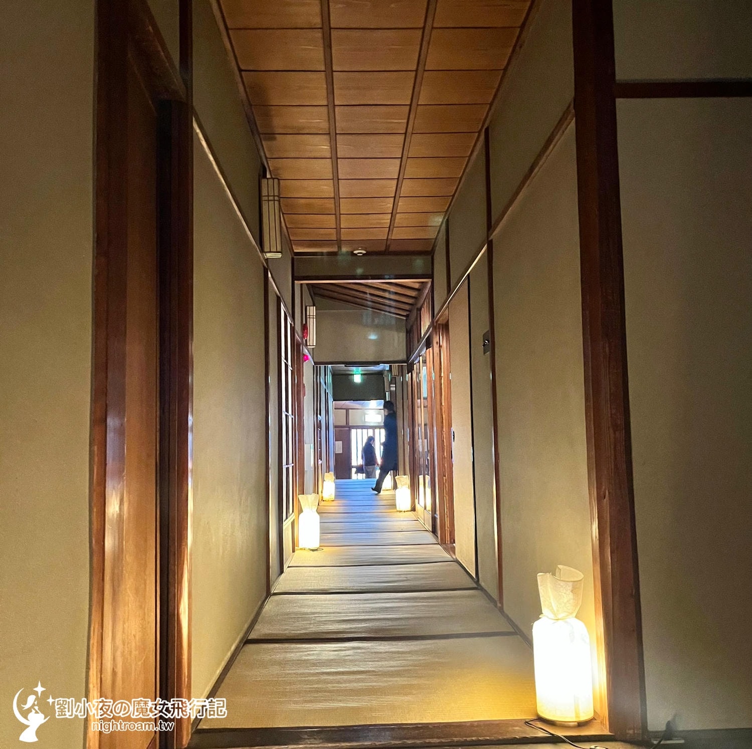 (日本-京都)最有京都味的下午茶-祇園小森ぎをん小森|百年町家最溫潤的抹茶味:必吃熱蕨餅紅豆湯與極致抹茶百匯 - 第4張圖 (日本-京都)最有京都味的下午茶-祇園小森ぎをん小森|百年町家最溫潤的抹茶味:必吃熱蕨餅紅豆湯與極致抹茶百匯